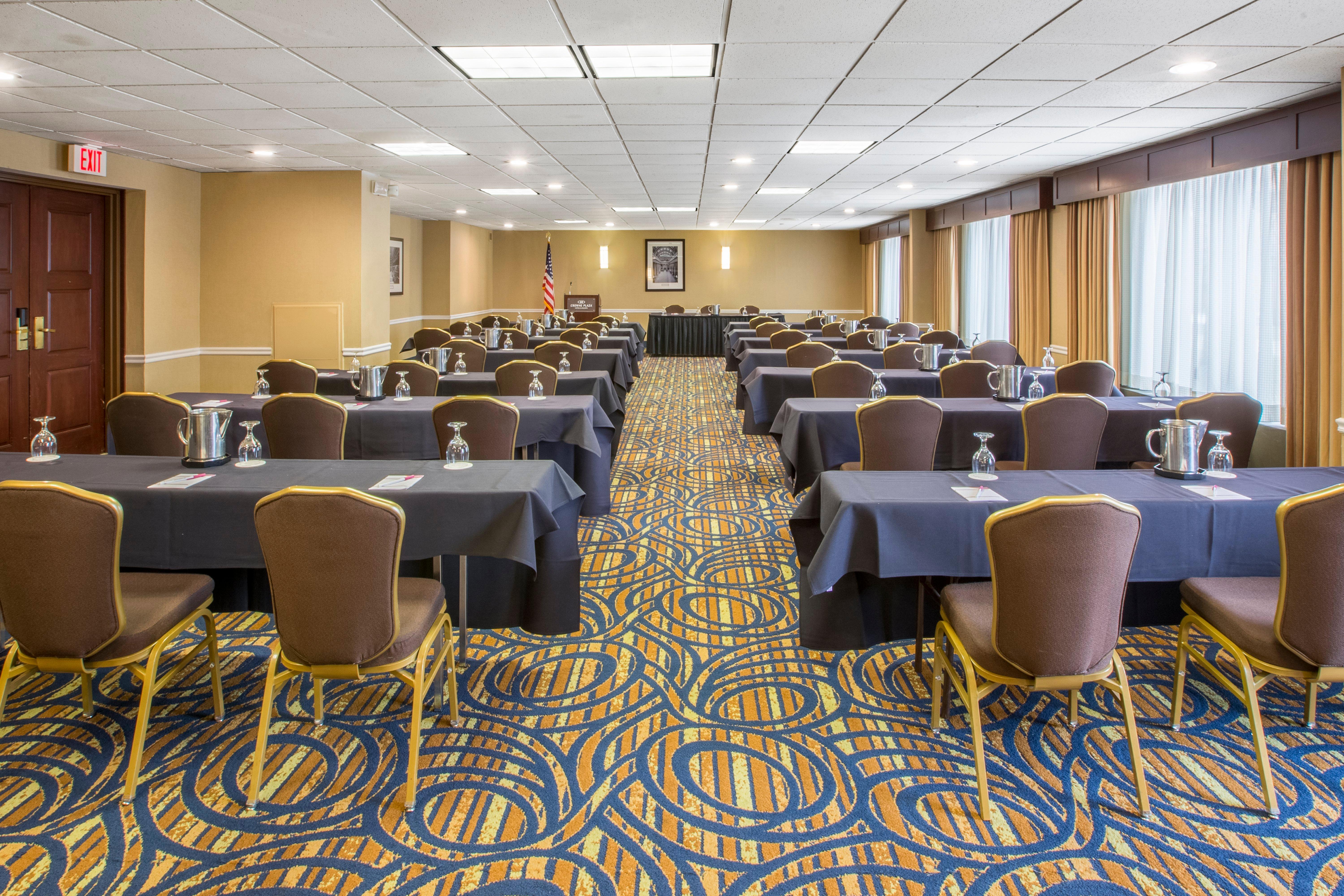 Hotel Ramada By Wyndham Cleveland Independence Exteriér fotografie