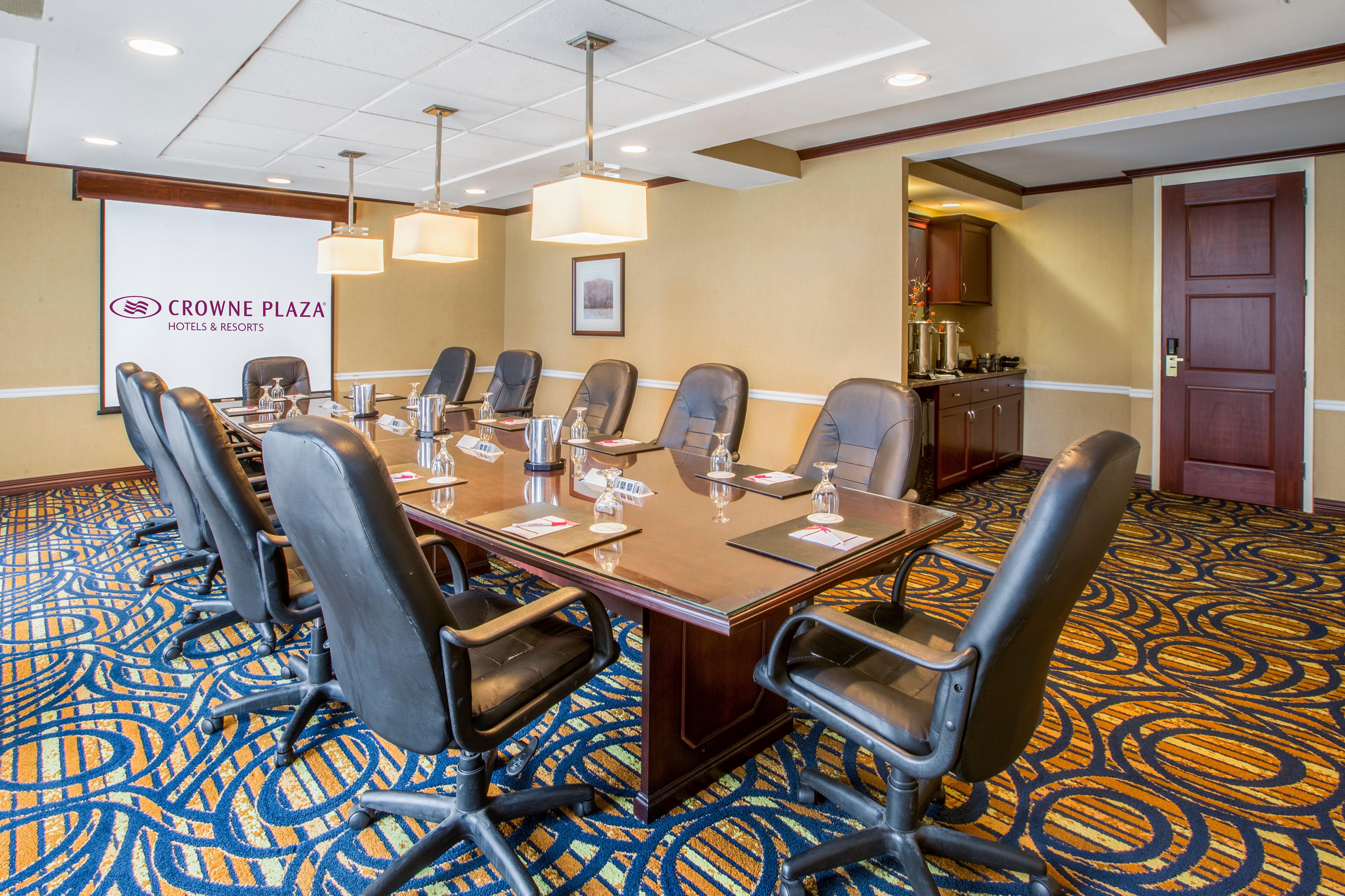 Hotel Ramada By Wyndham Cleveland Independence Exteriér fotografie