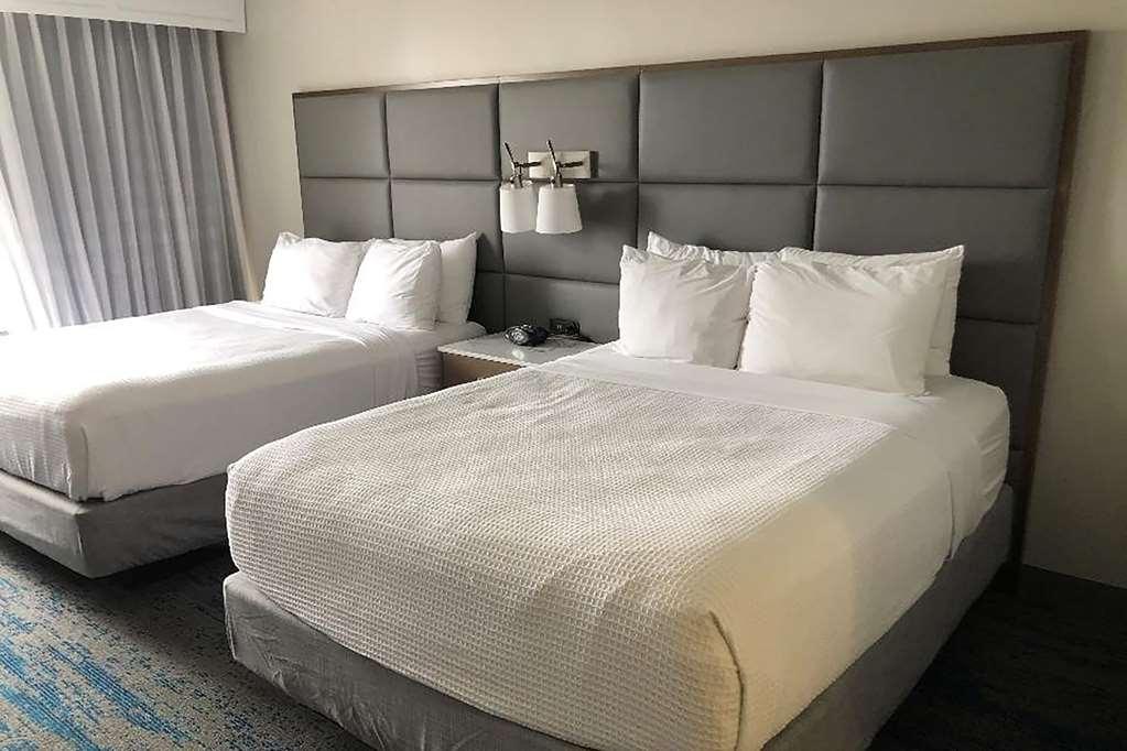 Hotel Ramada By Wyndham Cleveland Independence Pokoj fotografie