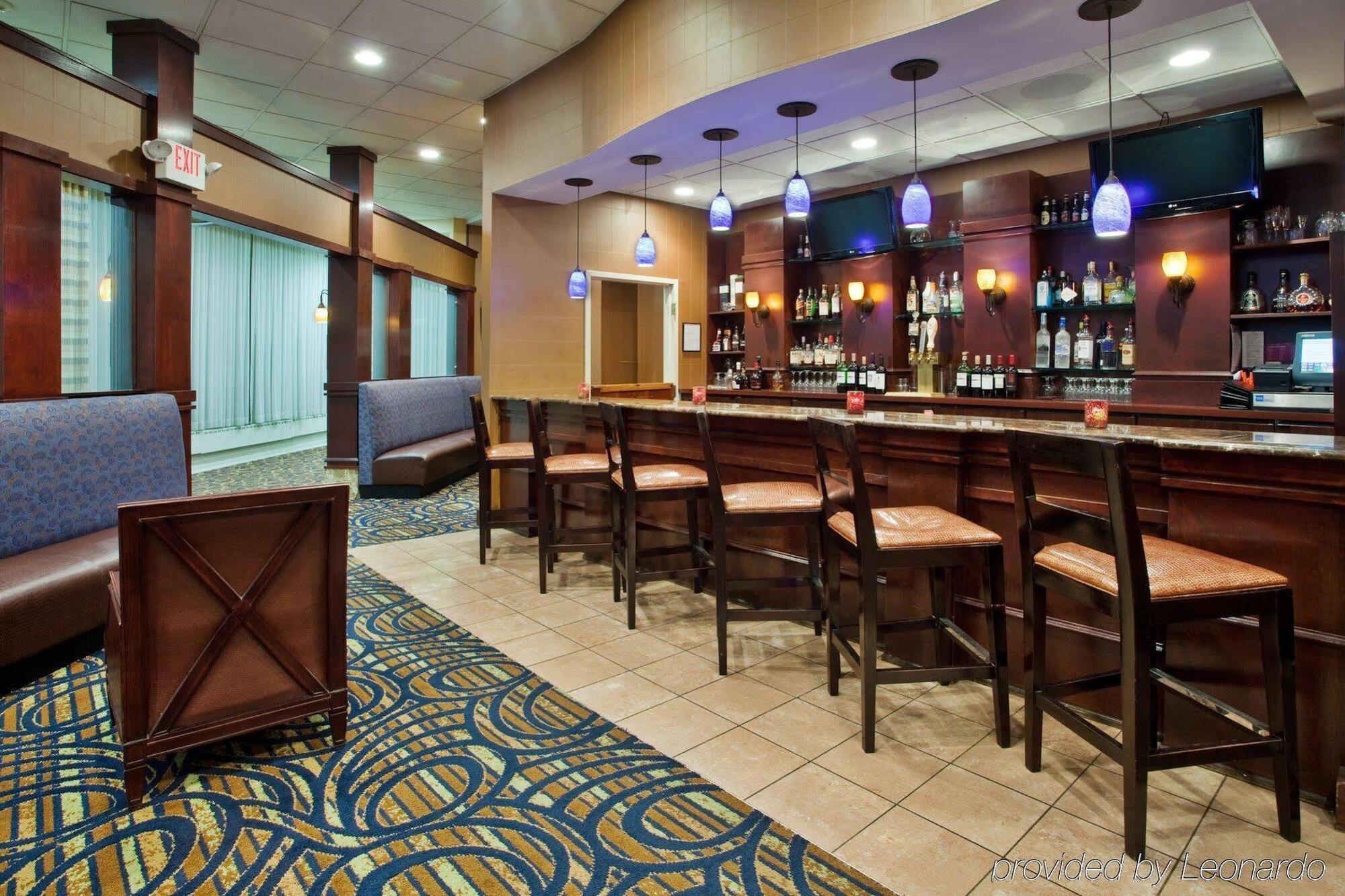 Hotel Ramada By Wyndham Cleveland Independence Exteriér fotografie